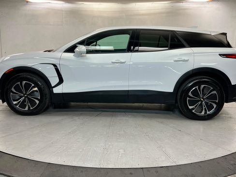 Used 2025 Chevrolet Blazer EV LT FWD image 2