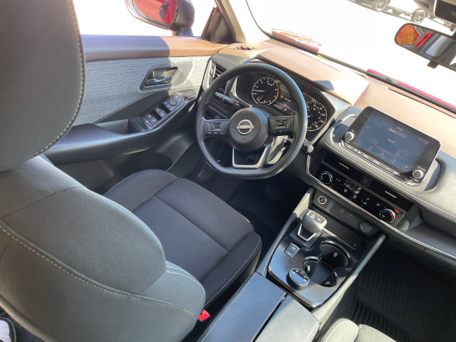 Used 2023 Nissan Rogue S AWD/4WD image 20