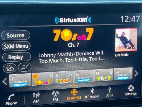 Used 2025 Nissan Rogue SV image 20