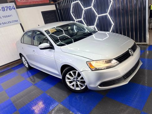 Used 2012 Volkswagen Jetta SE image 15