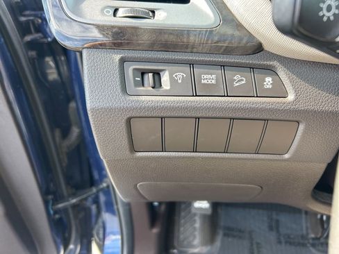 Used 2017 Hyundai Santa Fe Sport w/ Cargo Package image 6