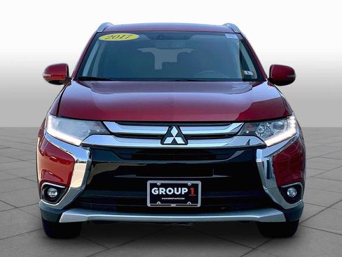 Used 2017 Mitsubishi Outlander SEL AWD/4WD image 4