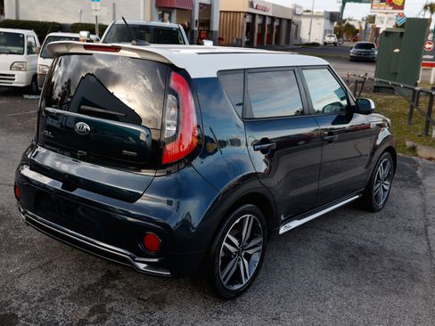 Used 2018 Kia Soul + image 16