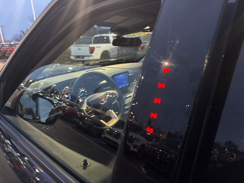 Used 2023 Ford Explorer XLT w/ Equipment Group 202A image 23