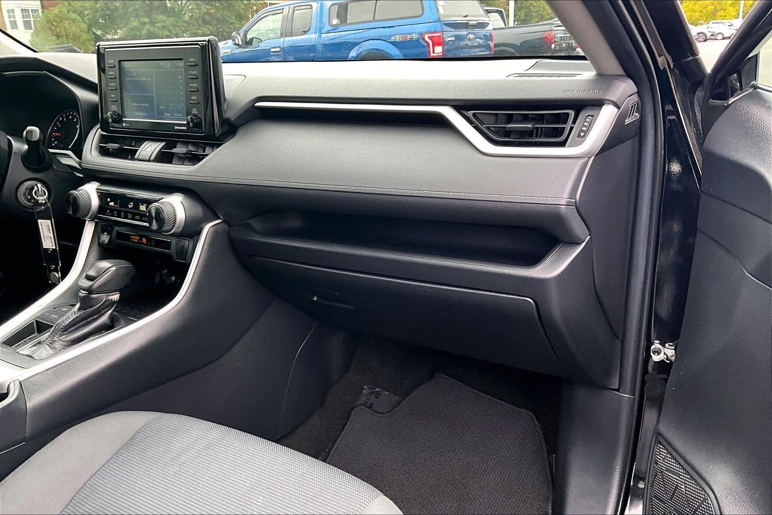 Used 2020 Toyota RAV4 LE w/ Carpet Mat Package FWD image 15