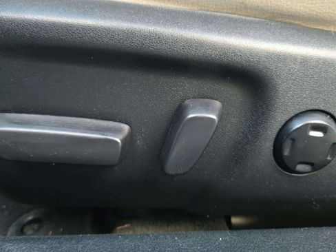 Used 2018 Toyota Avalon XLE Premium image 48