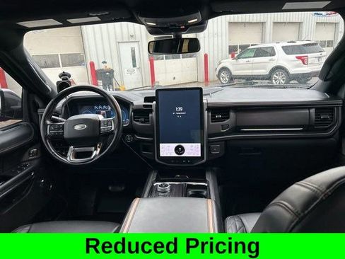 Used 2023 Ford Expedition Platinum AWD/4WD image 41