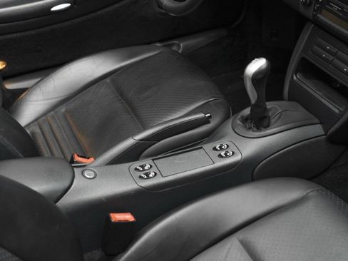 Used 1999 Porsche 911 Carrera image 30