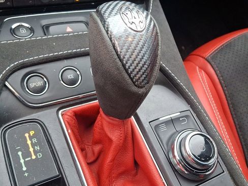 Used 2018 Maserati GranTurismo Sport image 14