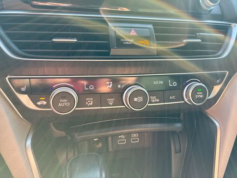 Used 2022 Honda Accord EX-L image 17