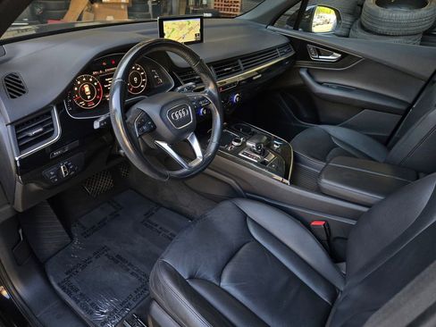 Used 2017 Audi Q7 3.0T Premium Plus w/ Premium Plus Package AWD/4WD image 10