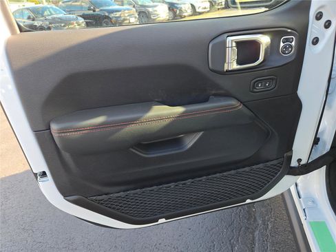 New 2026 Jeep Wrangler Rubicon image 16