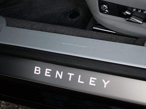 New 2026 Bentley Flying Spur Plug-In Hybrid image 15