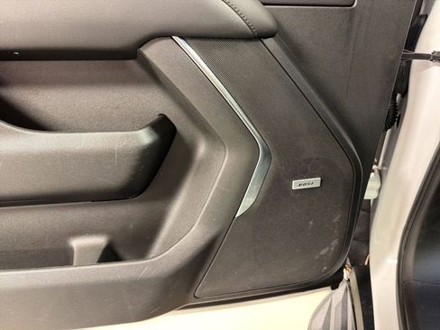 Used 2023 Chevrolet Tahoe High Country w/ Advanced Technology Package AWD/4WD image 22
