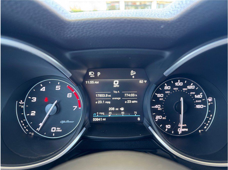 Used 2020 Alfa Romeo Stelvio Sport w/ Quick Order Package 22J Sport AWD/4WD image 28
