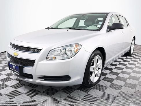 Used 2012 Chevrolet Malibu LS FWD image 5