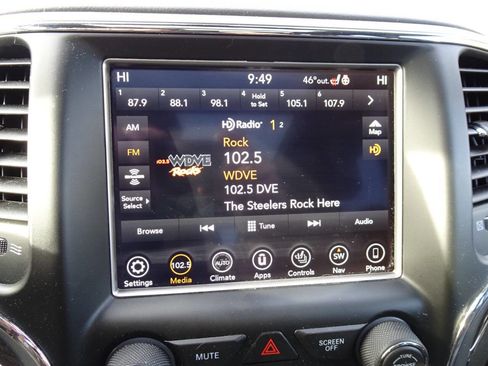 Used 2018 Jeep Grand Cherokee Overland image 28