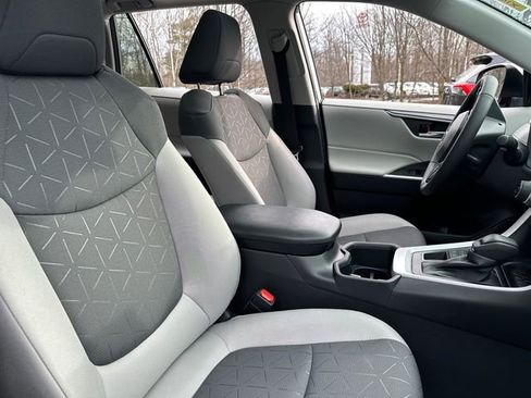 New 2025 Toyota RAV4 XLE image 18