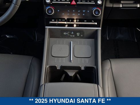 Used 2025 Hyundai Santa Fe SEL image 20