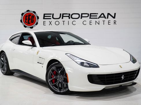 Used 2018 Ferrari GTC4Lusso T RWD image 1