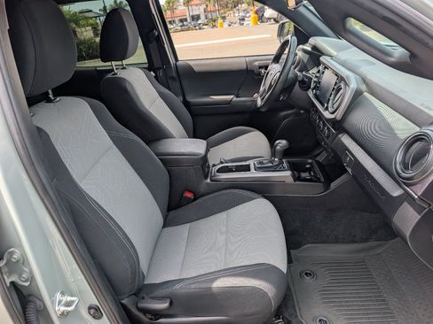 Used 2023 Toyota Tacoma TRD Sport AWD/4WD image 8