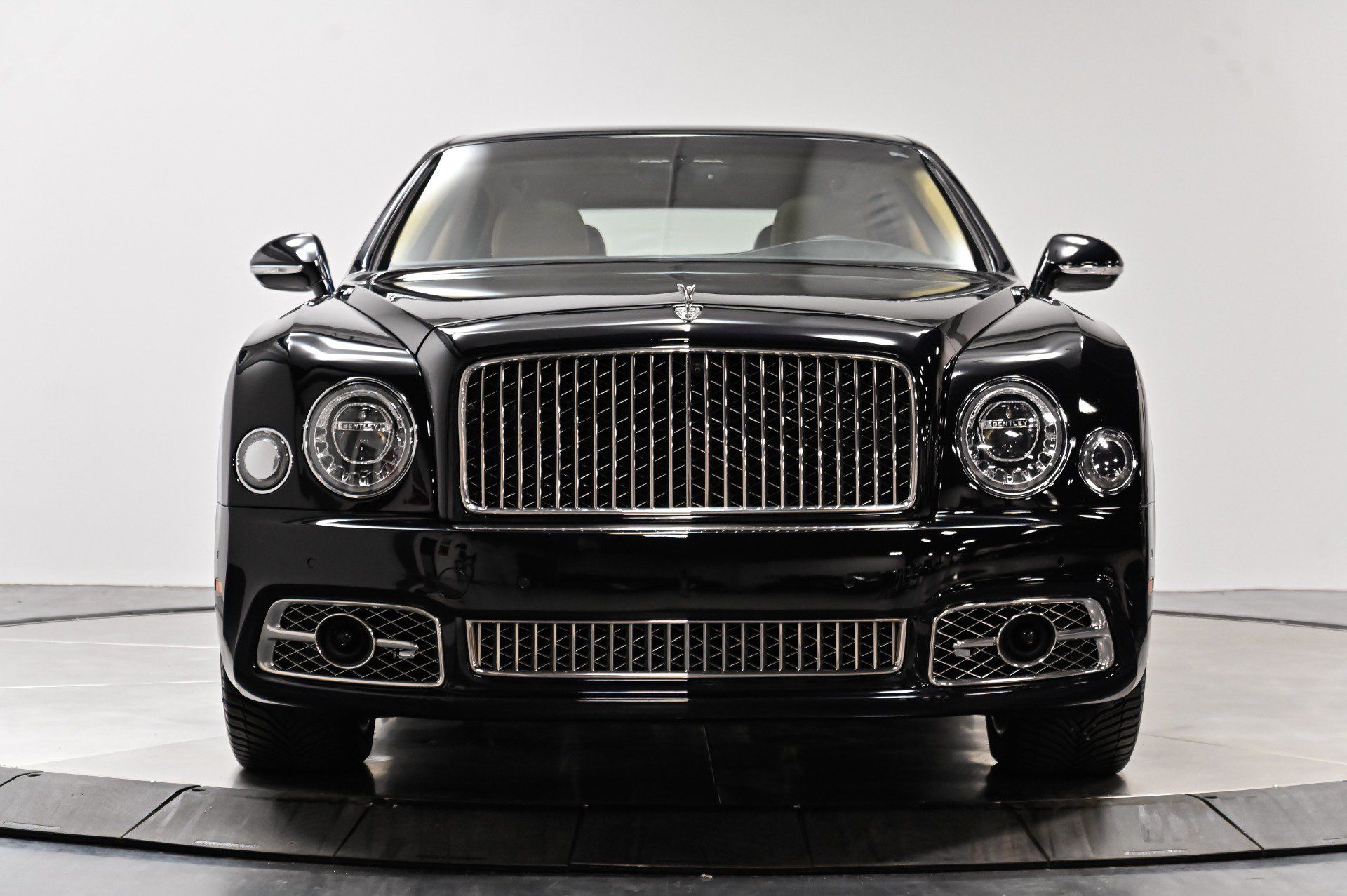 Used 2017 Bentley Mulsanne RWD image 30