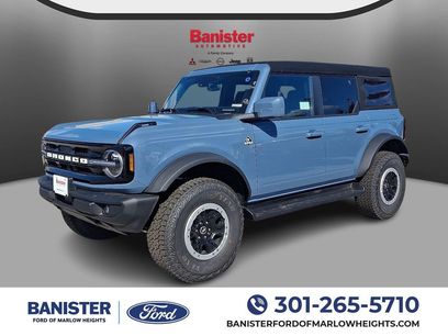 New 2025 Ford Bronco Outer Banks w/ Sasquatch Package