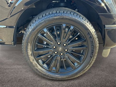 Used 2024 Ford F150 Platinum w/ Equipment Group 702A High image 7