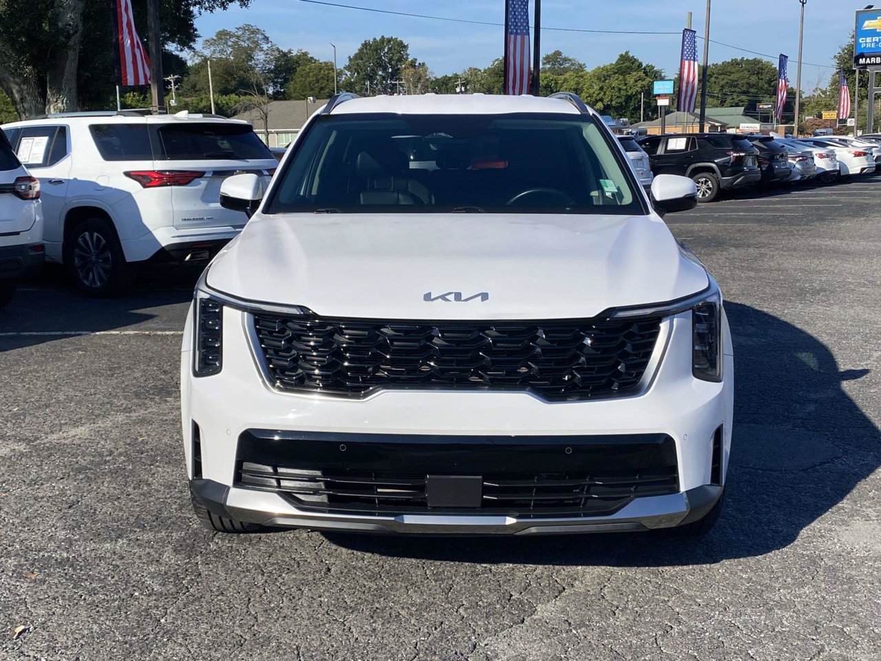 Used 2024 Kia Sorento S w/ Panoramic Sunroof Package FWD image 2