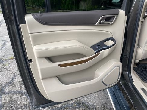 Used 2019 GMC Yukon XL Denali w/ Denali Ultimate Package AWD/4WD image 28