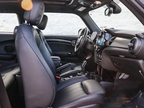 Used 2022 MINI Cooper S image 14