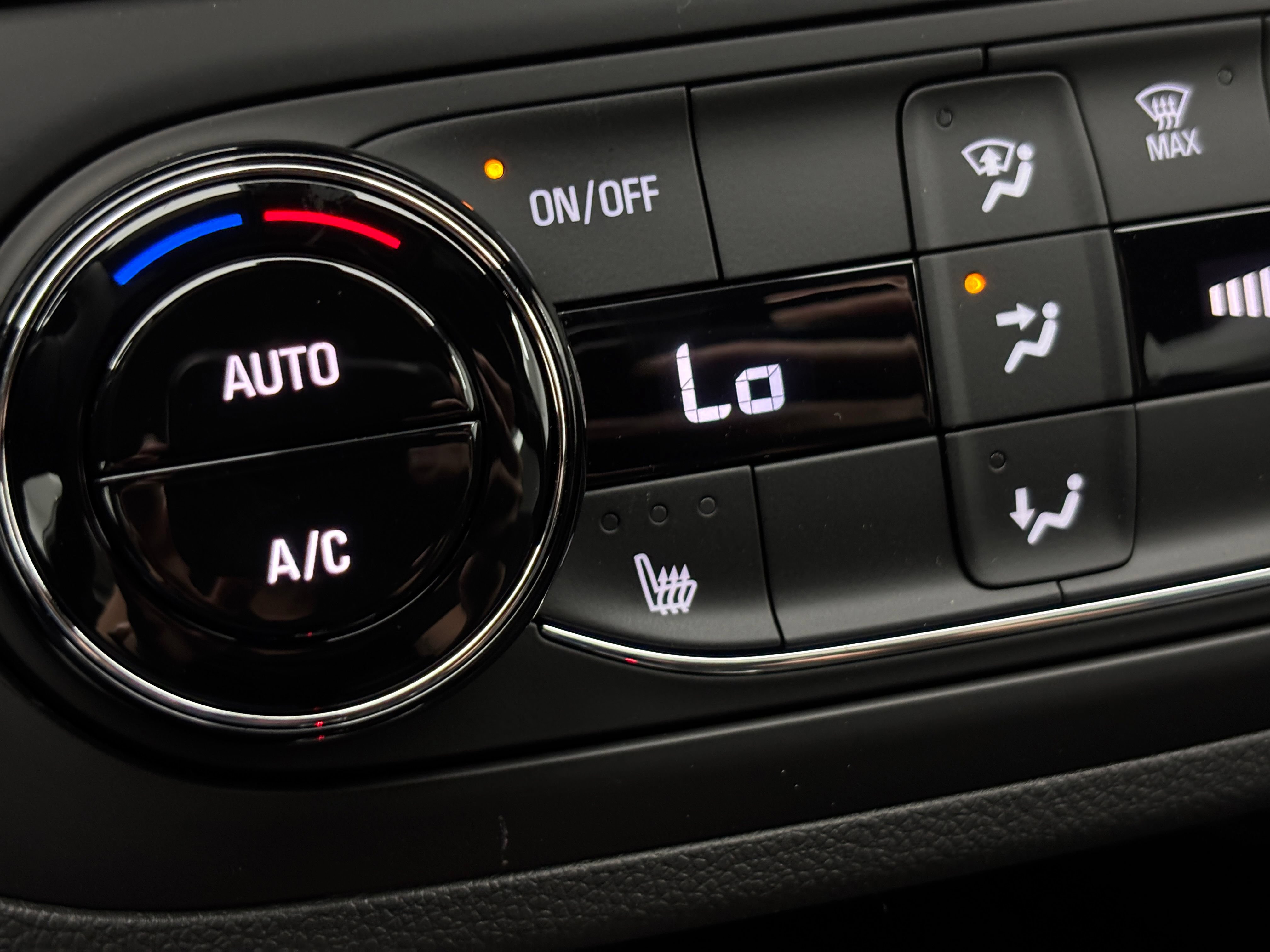 New 2026 Buick Envista Sport Touring w/ Convenience I Package FWD image 5