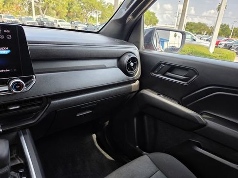 Used 2024 Chevrolet Colorado W/T w/ WT Convenience Package II AWD/4WD image 10