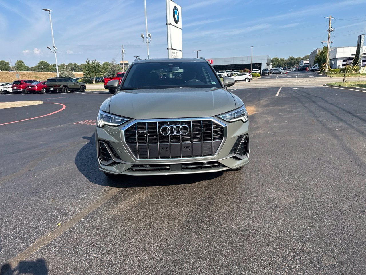 Certified 2025 Audi Q3 2.0T Premium w/ Convenience Package AWD/4WD image 8