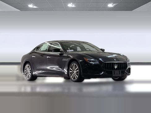 Used 2022 Maserati Quattroporte Modena Q4 AWD/4WD image 7