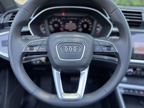 Certified 2025 Audi Q3 2.0T Premium w/ Convenience Package AWD/4WD image 21