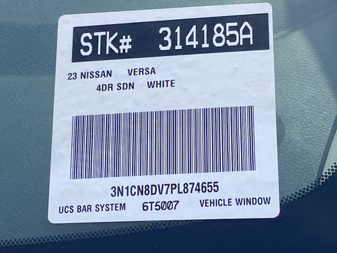 Used 2023 Nissan Versa S w/ Trunk Package image 30