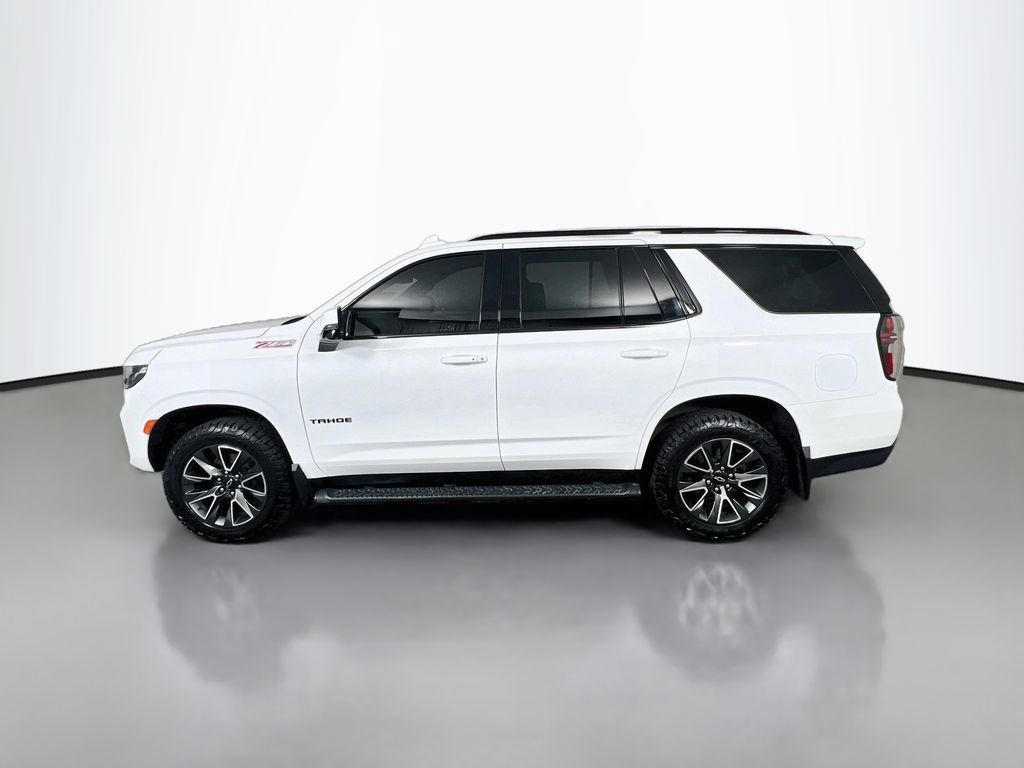 Certified 2022 Chevrolet Tahoe Z71 w/ Luxury Package AWD/4WD image 4