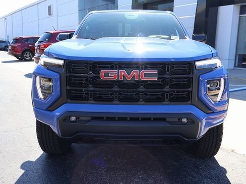 New 2026 GMC Canyon Elevation w/ Convenience Package image 2