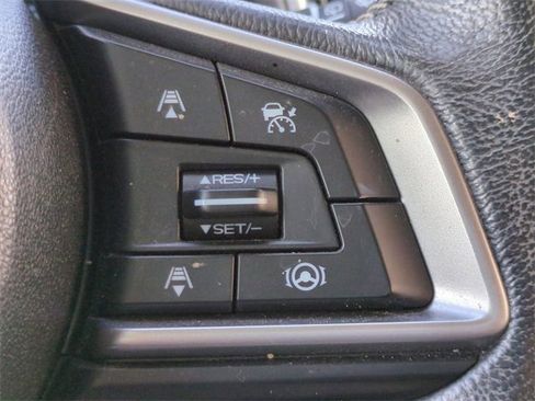 Used 2020 Subaru Outback Limited image 25