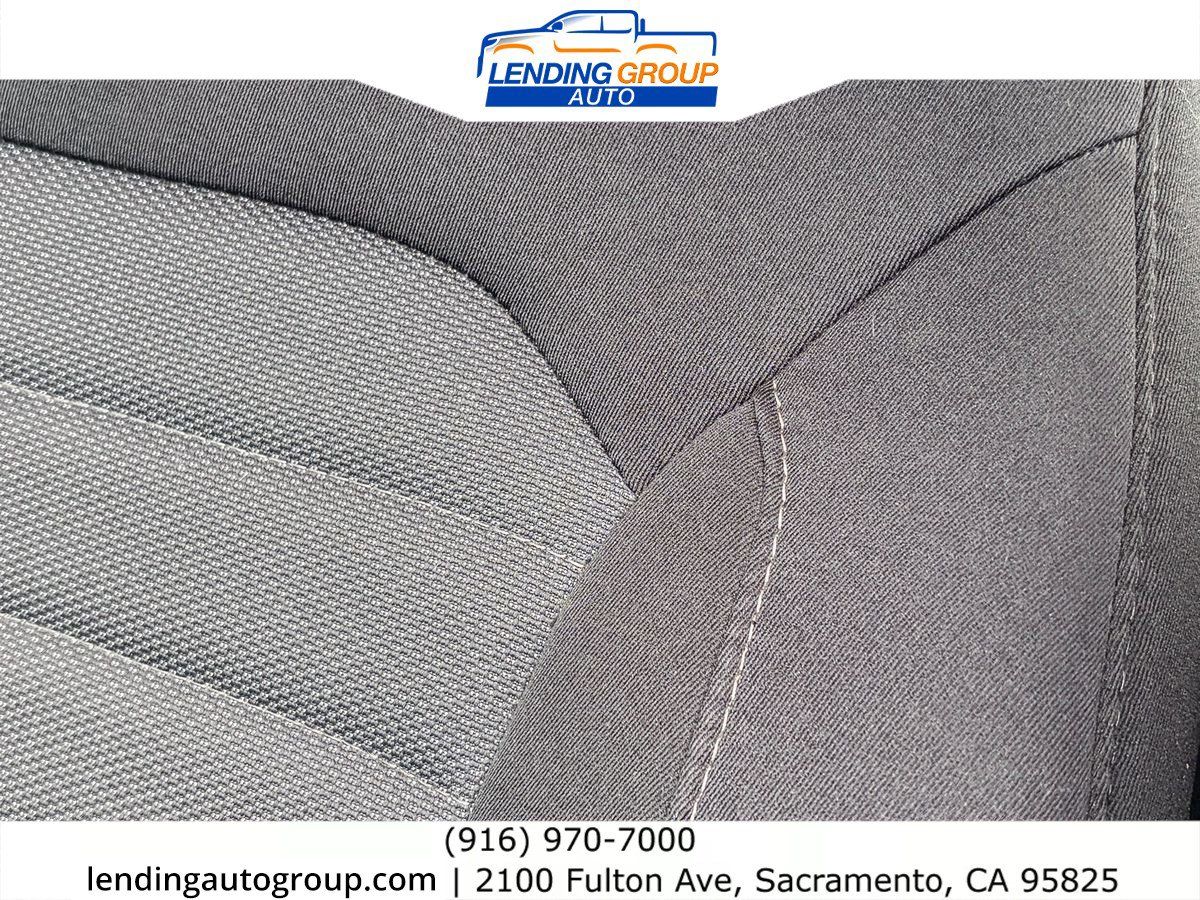 Used 2024 Ford Edge SE w/ Black Appearance Package AWD/4WD image 23
