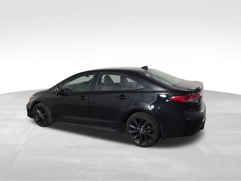 Used 2024 Toyota Corolla SE image 10