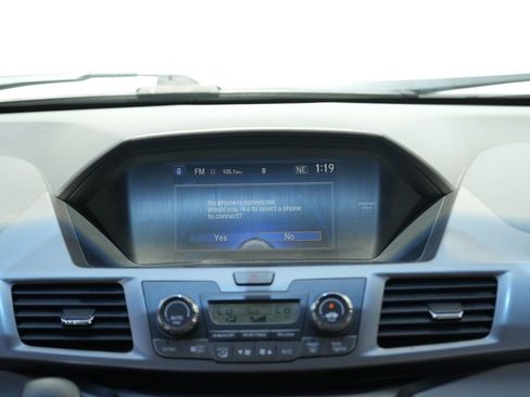 Used 2016 Honda Odyssey EX image 36