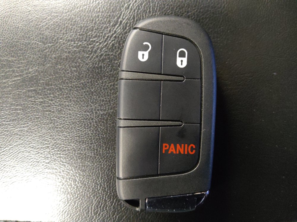 Used 2023 Jeep Compass Latitude AWD/4WD image 32