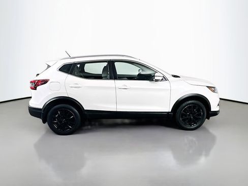 Used 2021 Nissan Rogue Sport SV image 5