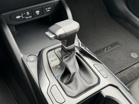 New 2026 Kia K4 FWD image 26