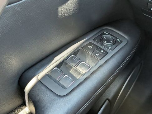 Used 2021 Lexus RX 350L FWD w/ Premium Package image 27