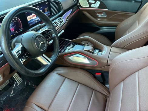 Certified 2024 Mercedes-Benz GLS 450 4MATIC image 4