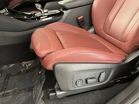 Used 2024 BMW X3 sDrive30i w/ Convenience Package RWD image 12