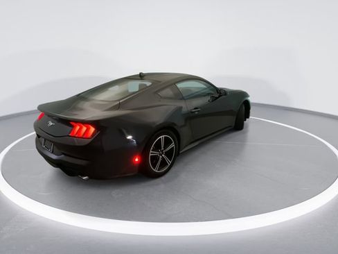 Used 2024 Ford Mustang Coupe RWD image 6